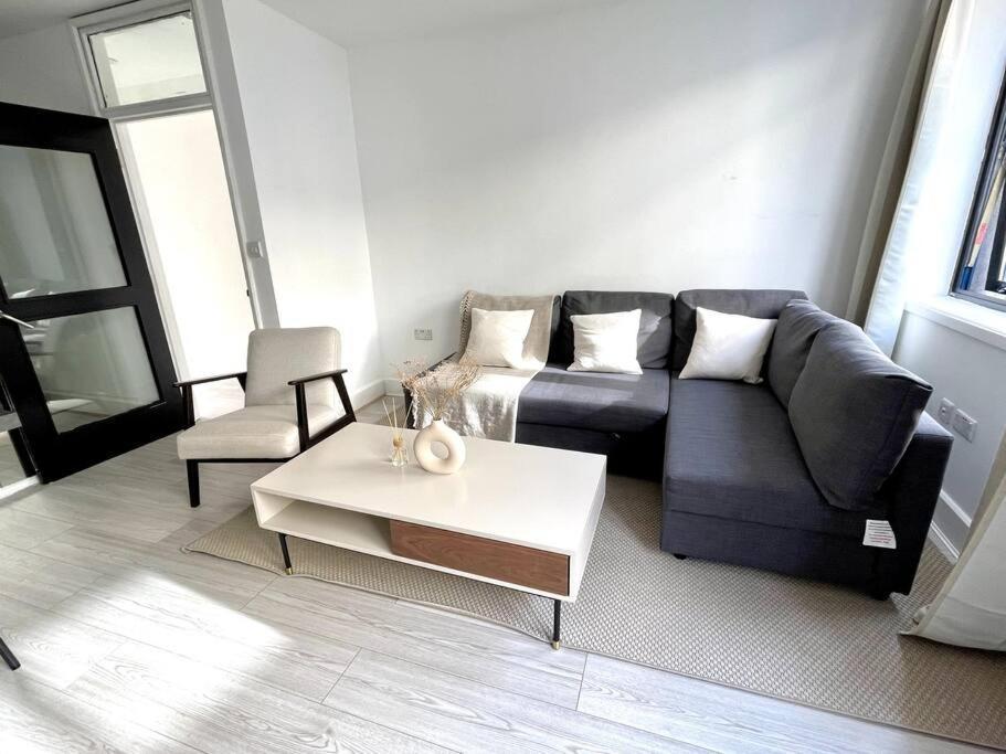 2 Bedroom Central London Apartment Modern And Stylish エクステリア 写真
